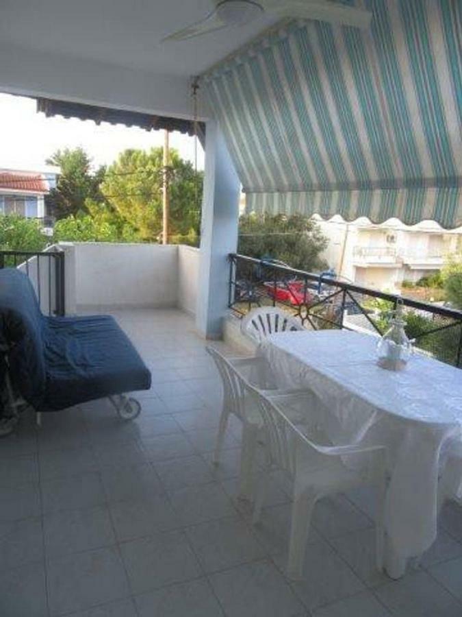 Pefkohori Apart. Near The Beach With Indor Parking And Yard Exterior photo